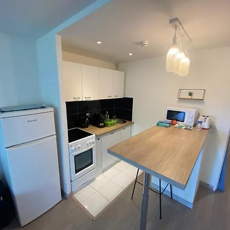 Apartment - 2p Climatise Avec Piscine Et A 8mn Des Plages *
